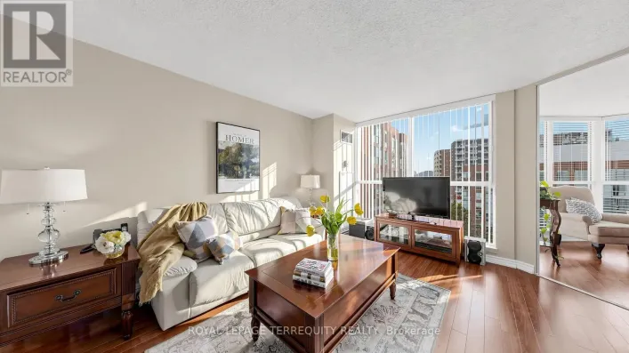 833 - 22 SOUTHPORT STREET, Toronto