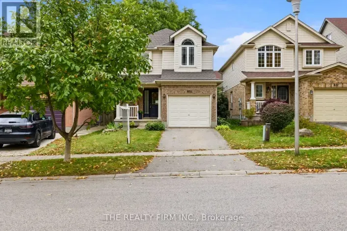 833 CAPULET LANE, London North