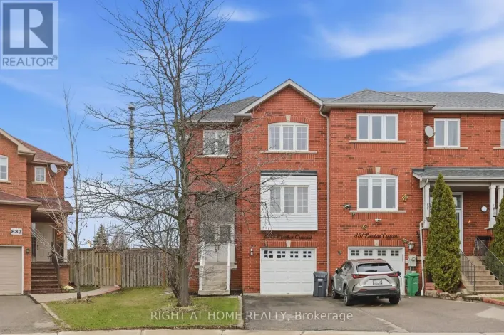 833 ESCOBAR CRESCENT, Mississauga