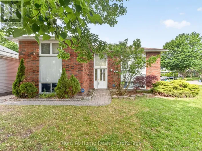 833 VICKI DRIVE, Pickering