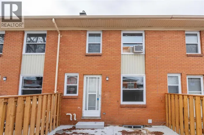 834 Exmouth STREET Unit# 23, Sarnia