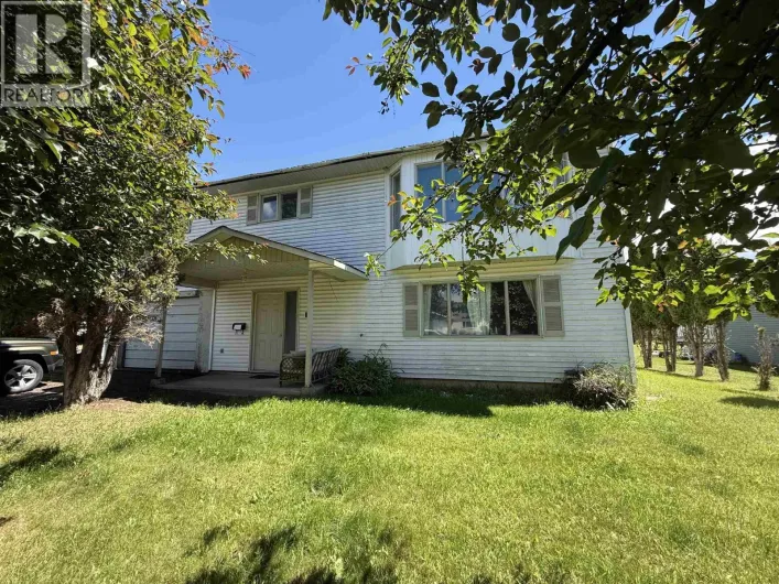 834 ROLPH STREET, Quesnel