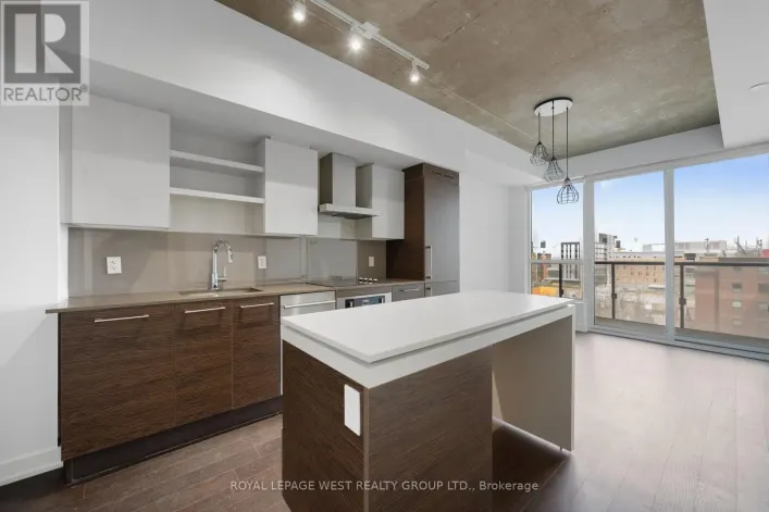 835 - 1030 KING STREET, Toronto