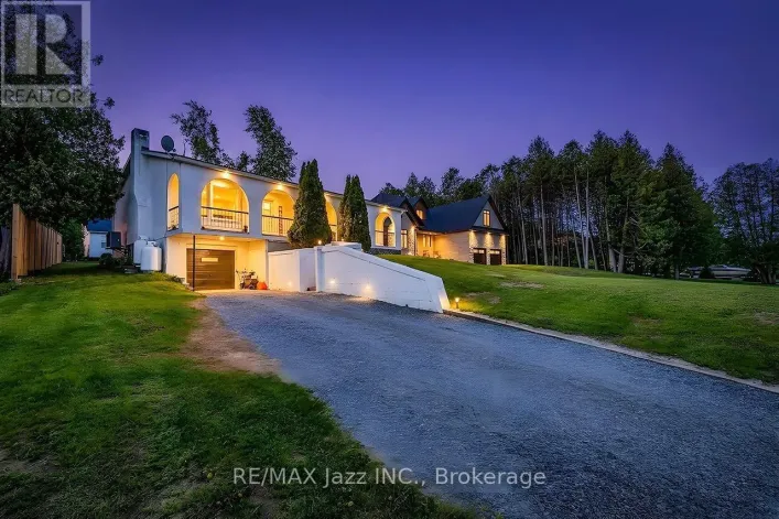 835 CEDAR GLEN ROAD, Kawartha Lakes