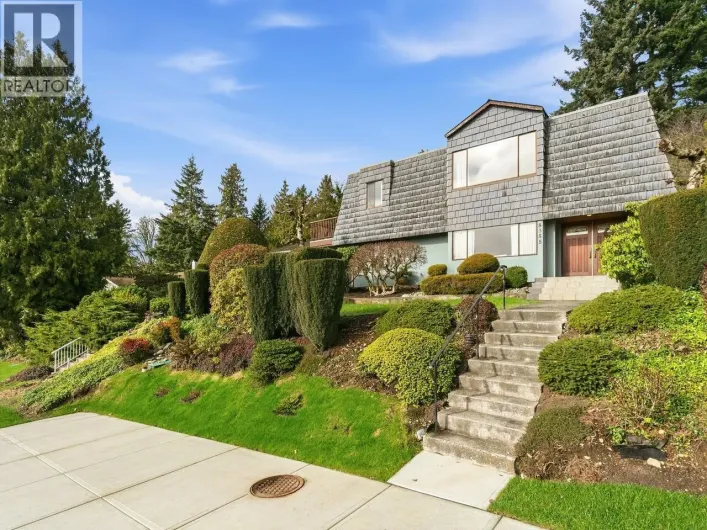8355 NELSON AVENUE, Burnaby