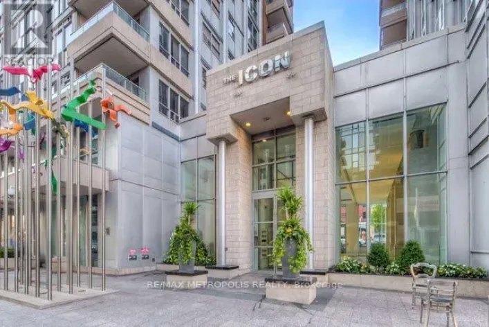 836 - 250 WELLINGTON STREET W, Toronto