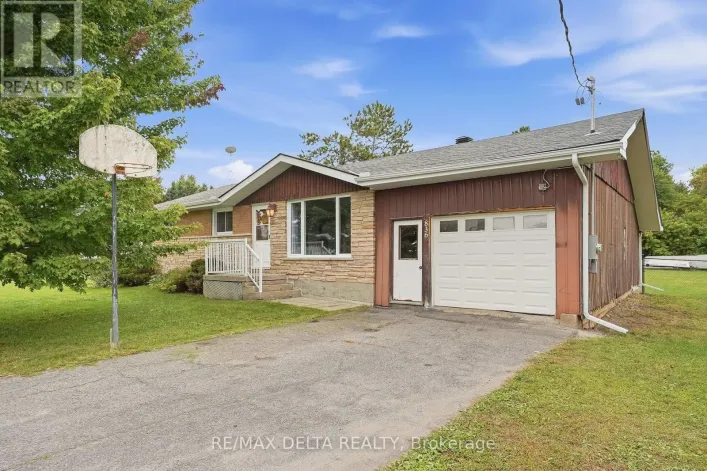 836 CARTIER STREET, Alfred and Plantagenet