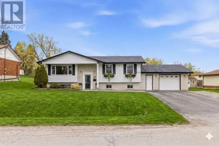 836 STEWART DRIVE, Peterborough