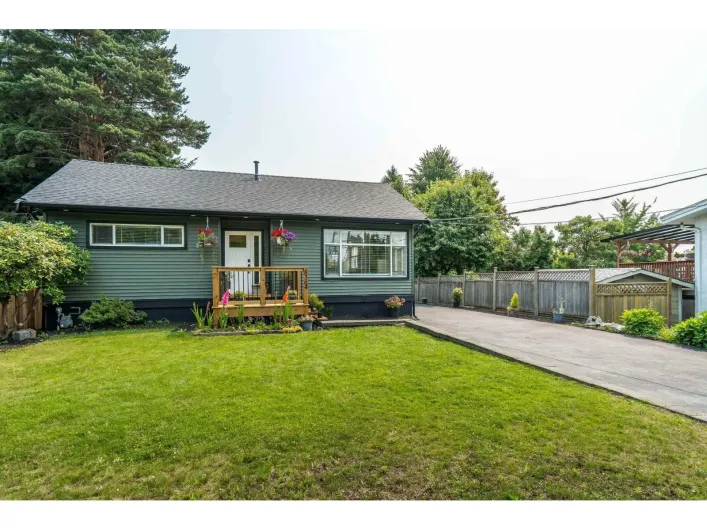 8364 CADE BARR STREET, Mission