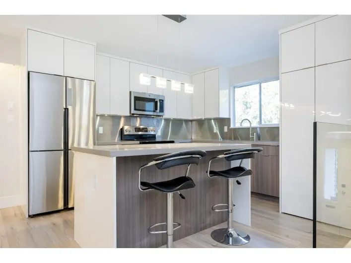 8366 ARBOUR PLACE, Delta