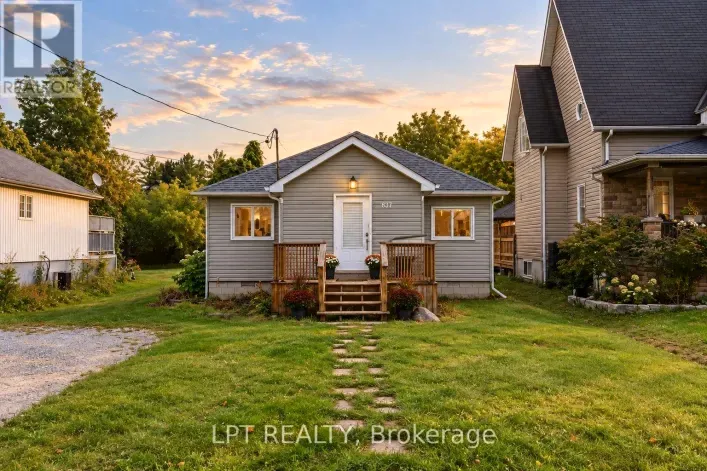 837 MONTSELL AVENUE, Georgina