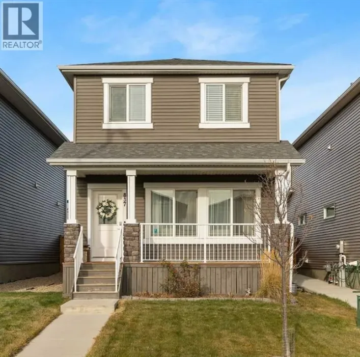 837 West Lakeview Drive, Chestermere