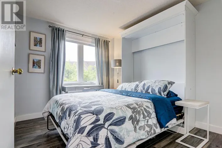 838 - 75 WELDRICK ROAD E, Richmond Hill