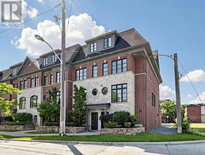 839C OXFORD STREET, Toronto