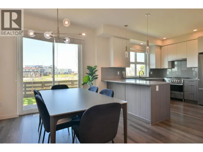 84 10311 RIVER DRIVE, Richmond