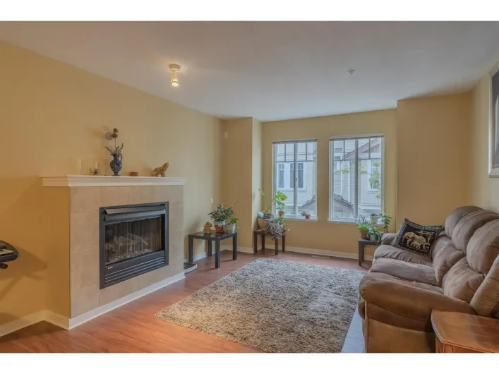 84 12711 64 AVENUE, Surrey