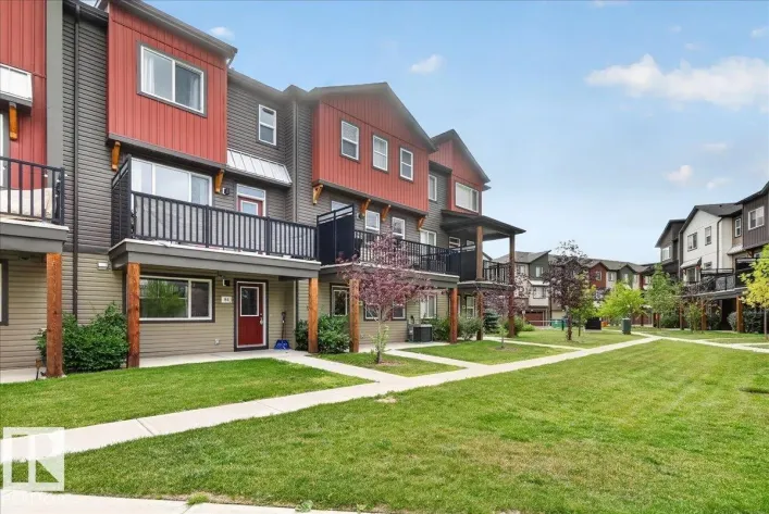 Row / Townhouse for sale: #84 16903 68 ST NW, Edmonton