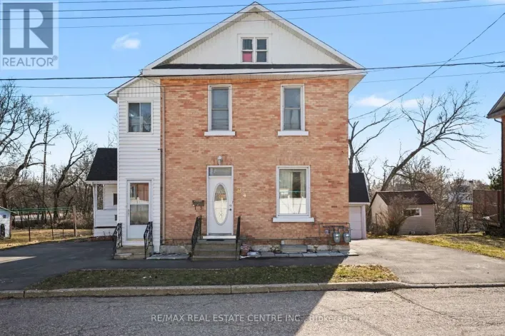 84 BANK STREET N, Renfrew