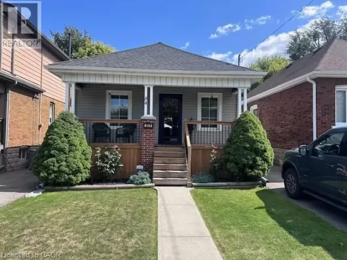 84 BARONS Avenue N, Hamilton