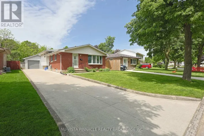 84 KINTAIL CRESCENT, London South