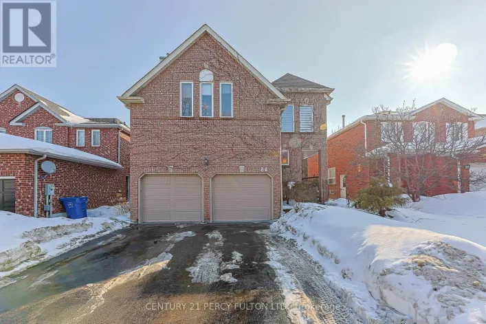 84 LORAVIEW LANE, Aurora