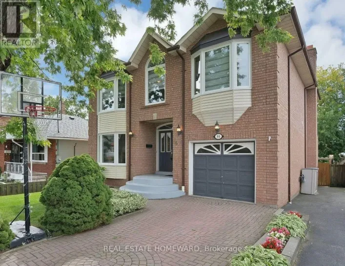 House for sale: 84 MAYBOURNE AVENUE, Toronto
