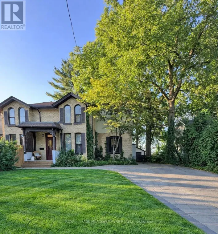 84 MCNAUGHTON STREET, Cambridge