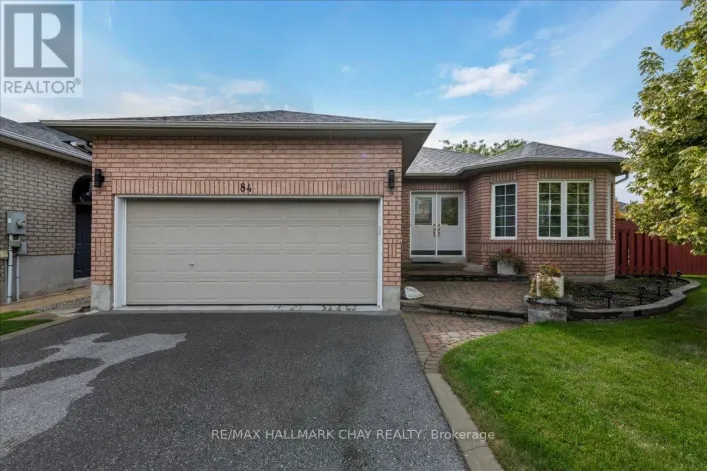 84 PRINGLE DRIVE, Barrie