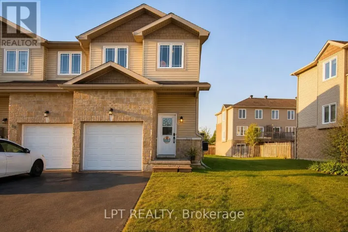 84 RAINA WAY, North Grenville