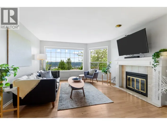 84 RAVINE DRIVE, Port Moody