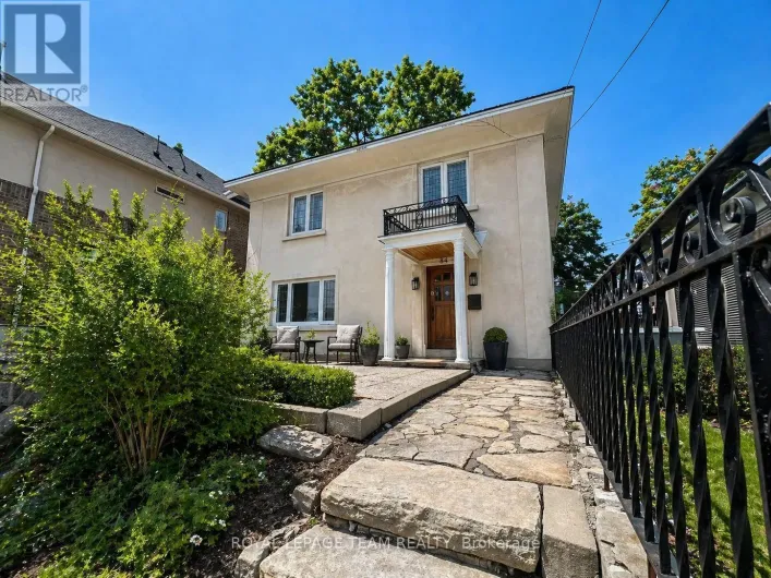 84 RIVERDALE AVENUE, Ottawa