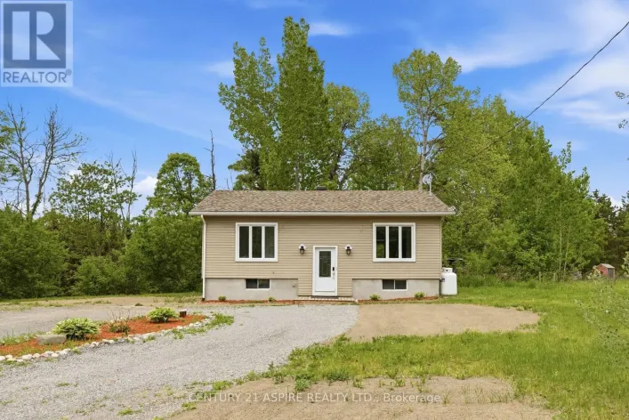 84 SANDY BEACH ROAD, Laurentian Valley