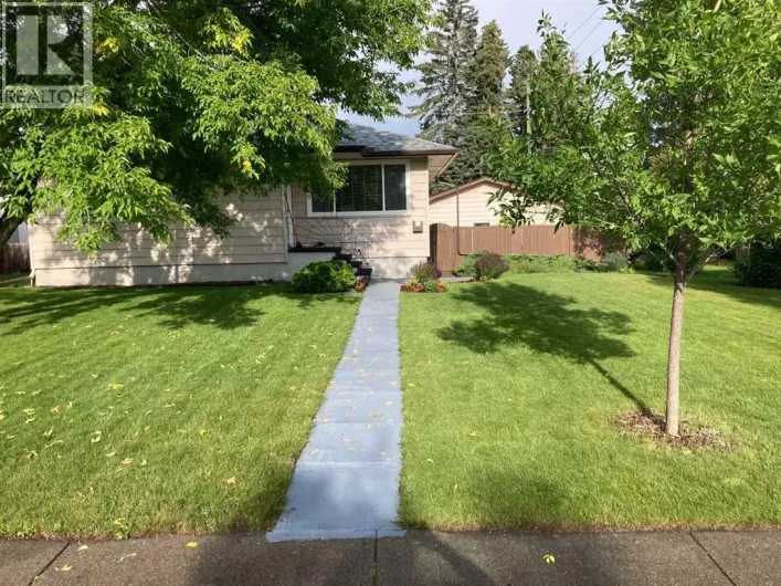 84 Waterloo Drive SW, Calgary