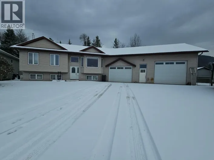 84 Wolverine Avenue, Tumbler Ridge