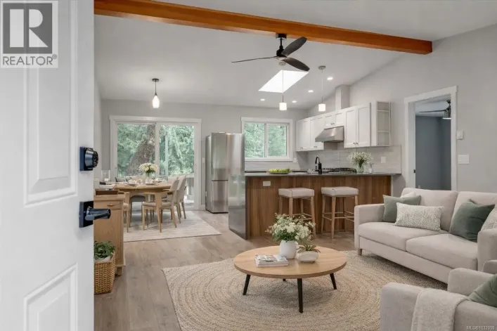 840 Mary Rd, Gabriola Island