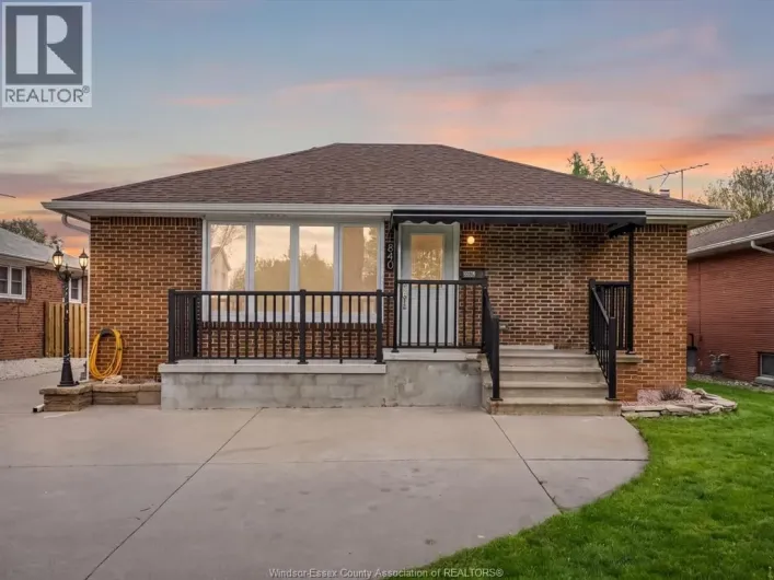 840 ROSSINI BOULEVARD, Windsor