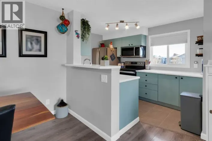 8401, 304 Mackenzie Way SW, Airdrie