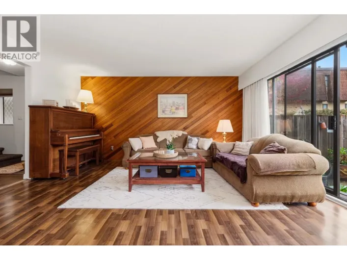 841 OLD LILLOOET ROAD, North Vancouver