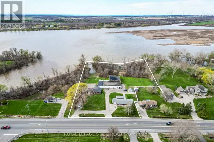 House for sale: 8410-8408 HIGHWAY 3, Haldimand