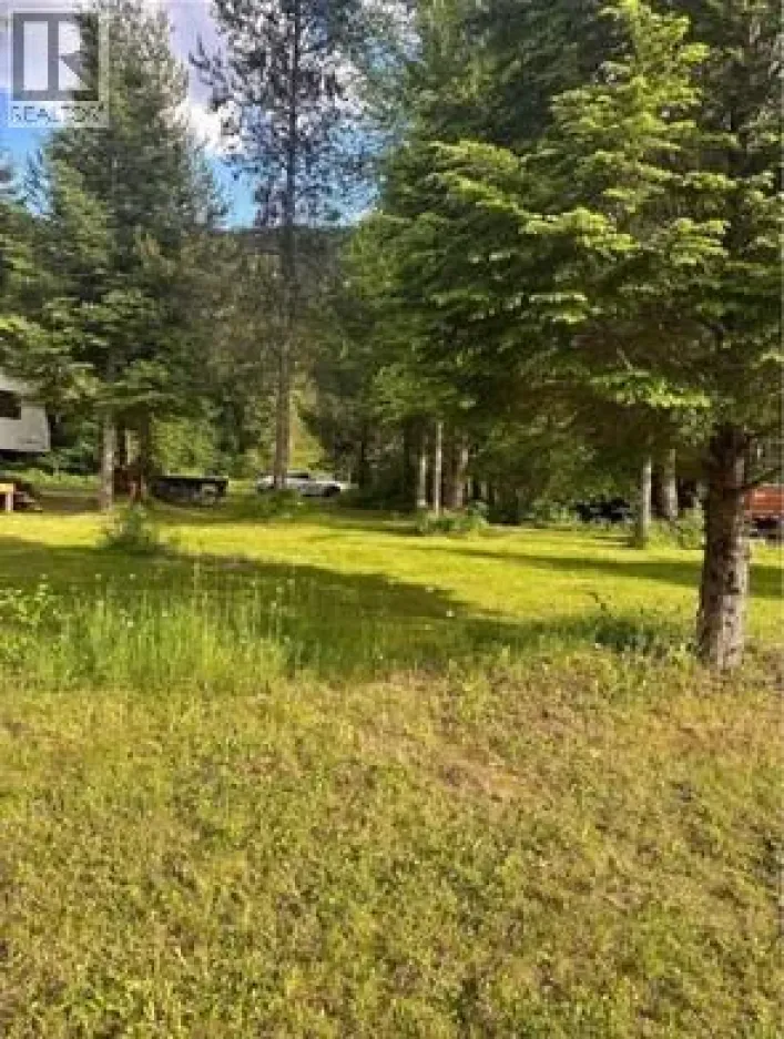 8415 King Creek FSR Road Lot# 68, Yahk