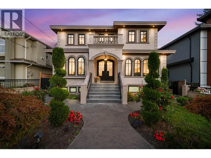 8416 13TH AVENUE, Burnaby