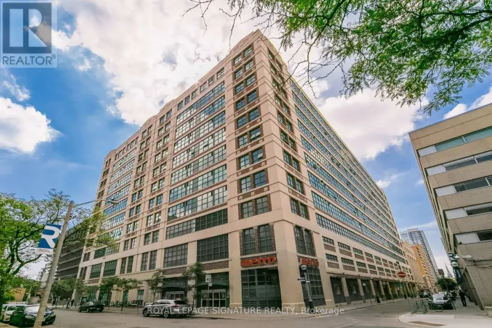 842 - 155 DALHOUSIE STREET, Toronto