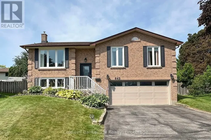 842 SAINT ANNE COURT, Oshawa