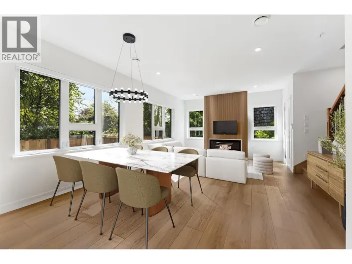 842 ST. DENIS AVENUE, North Vancouver