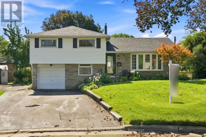 843 CARNATION COURT, Oshawa