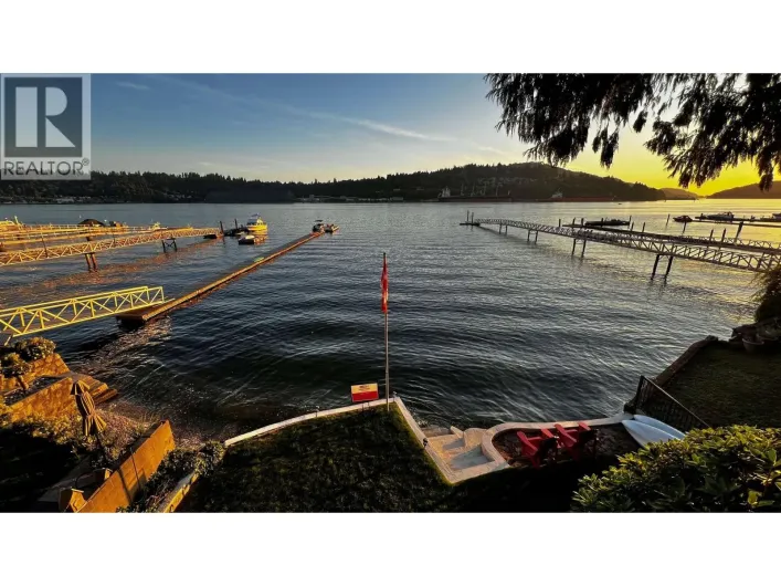 844 ALDERSIDE ROAD, Port Moody