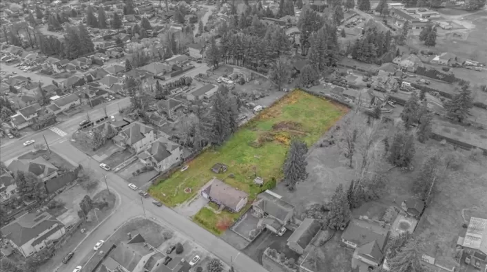 8443 HARMS STREET, Mission