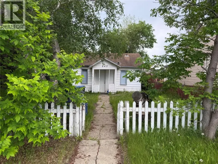 845 105 Avenue, Dawson Creek