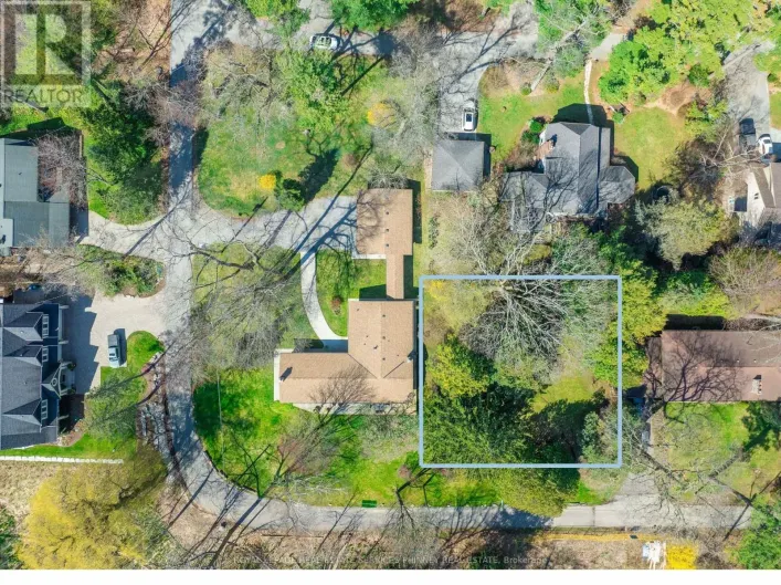 845 CHAUCER AVENUE, Mississauga