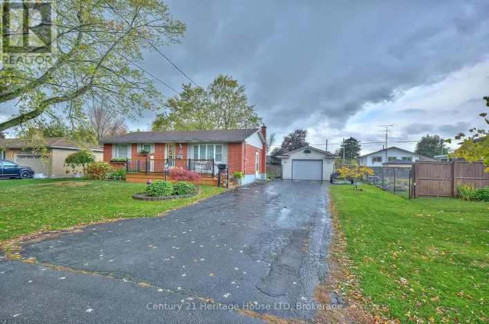 845 PARKDALE AVENUE, Fort Erie